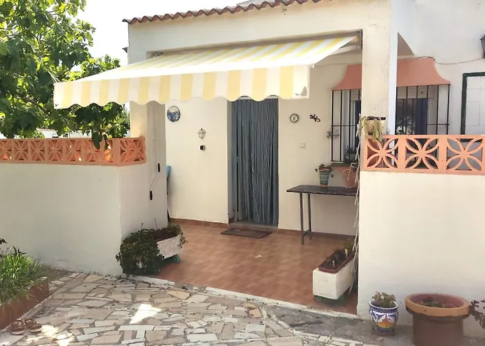 Casa Con Piscina Privada Y Jardin