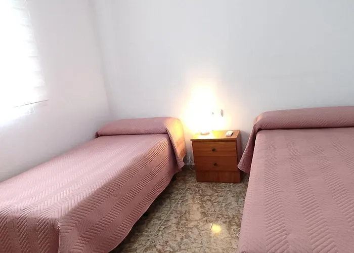 Casa Con Piscina Privada Y Jardin